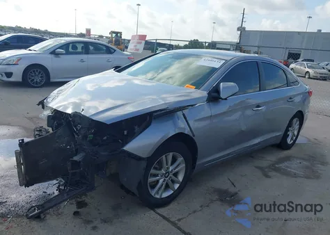 2017 Hyundai Sonata z USA, uszkodzony, nr VIN 5NPE24AF5HH492114